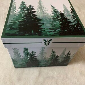 Golden Rabbit Enamelware Forest Glen Pattern Mug